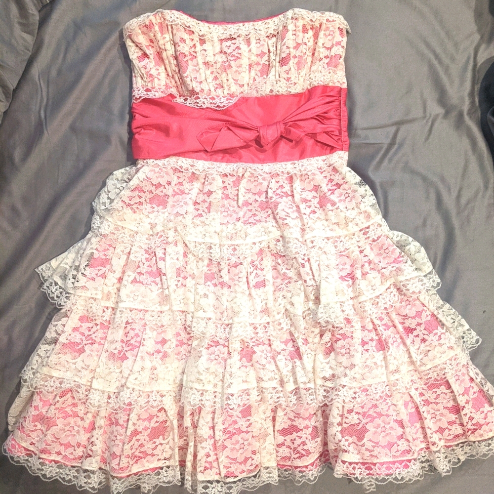 Betsey Johnson Lace Mini Tea Party Dress!!